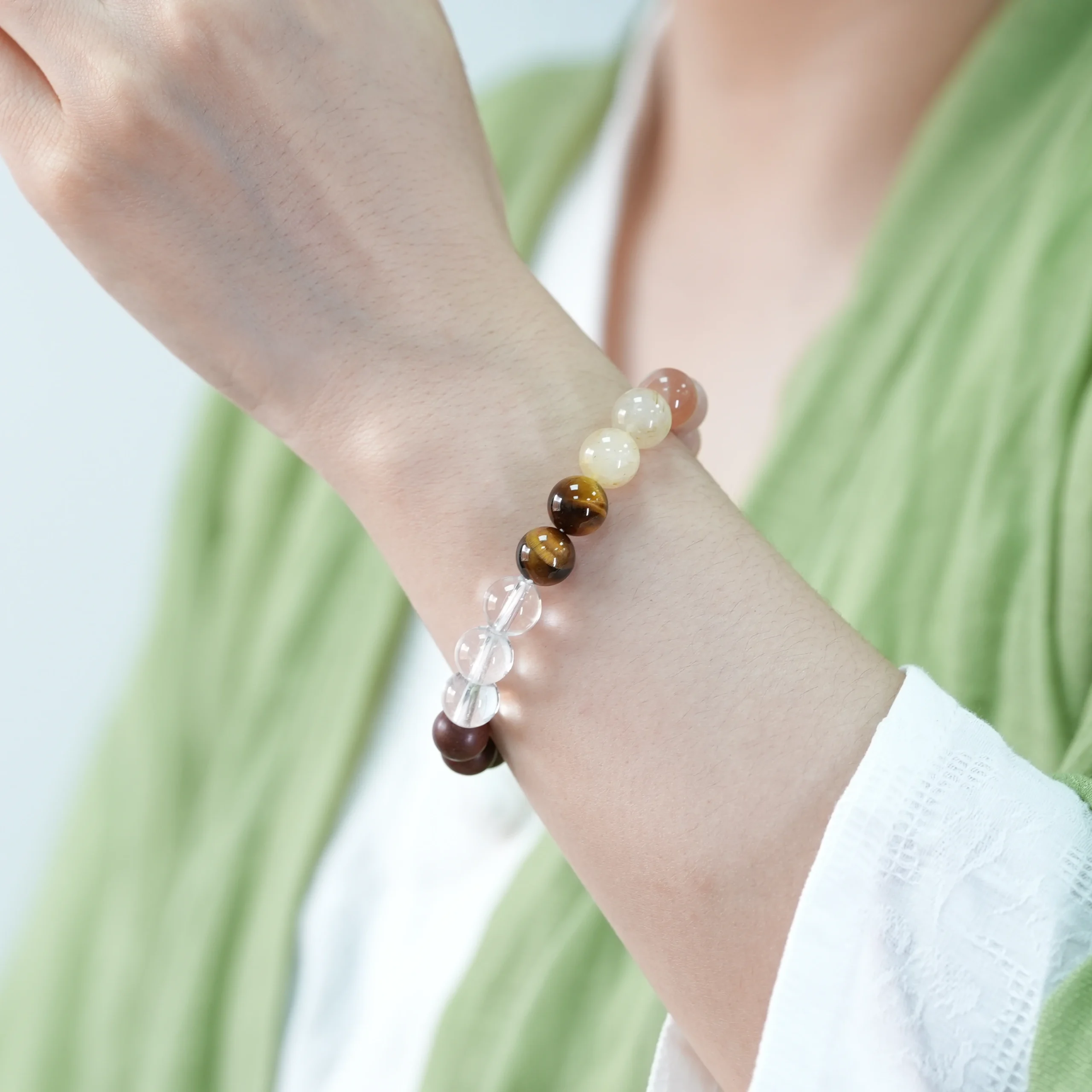 DSC03682-scaled-1.webp Herbylix Alchemical Forge Herbal Bracelet - Image 3