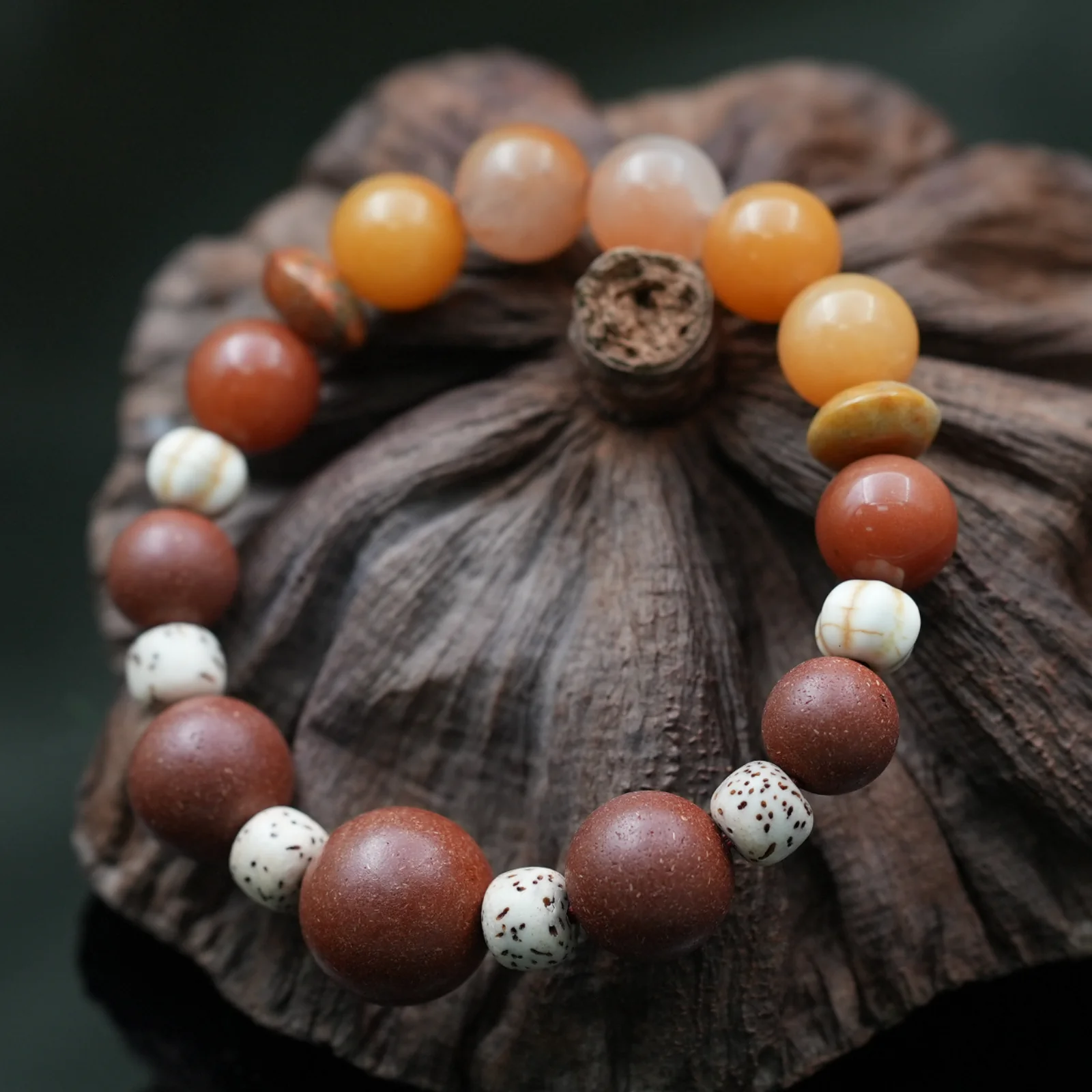 HXWXST25001.webp Herbylix Earth Element Centering Herbal Bracelet - Image 2